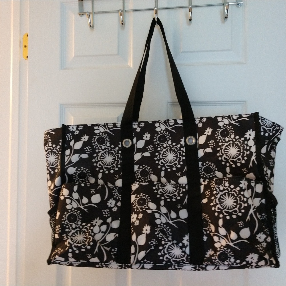 Multi-use carryall
